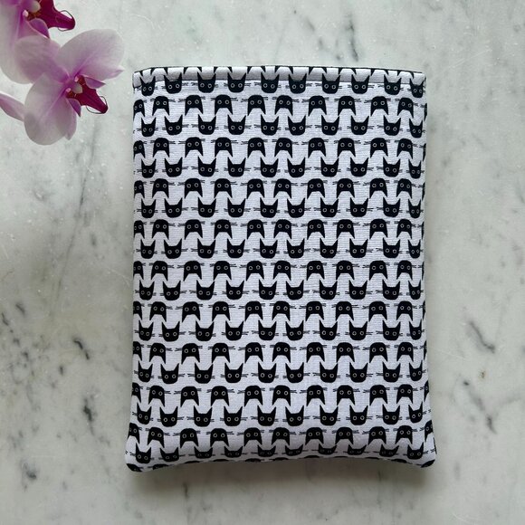Handmade Book Sleeve – White with Modern Black Cat Pattern - Picture 1 of 4